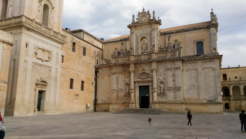 lecce church