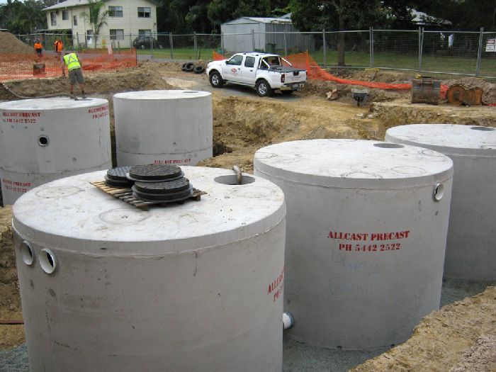 133,000L Retention/Detention - Yeppoon 2010